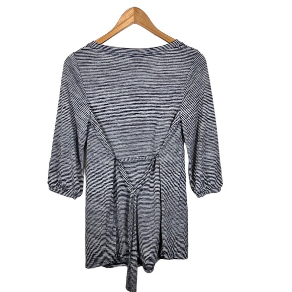 NWT Isabel Maternity Black and White Striped Top Size Small with Belt - Picture 2 of 5